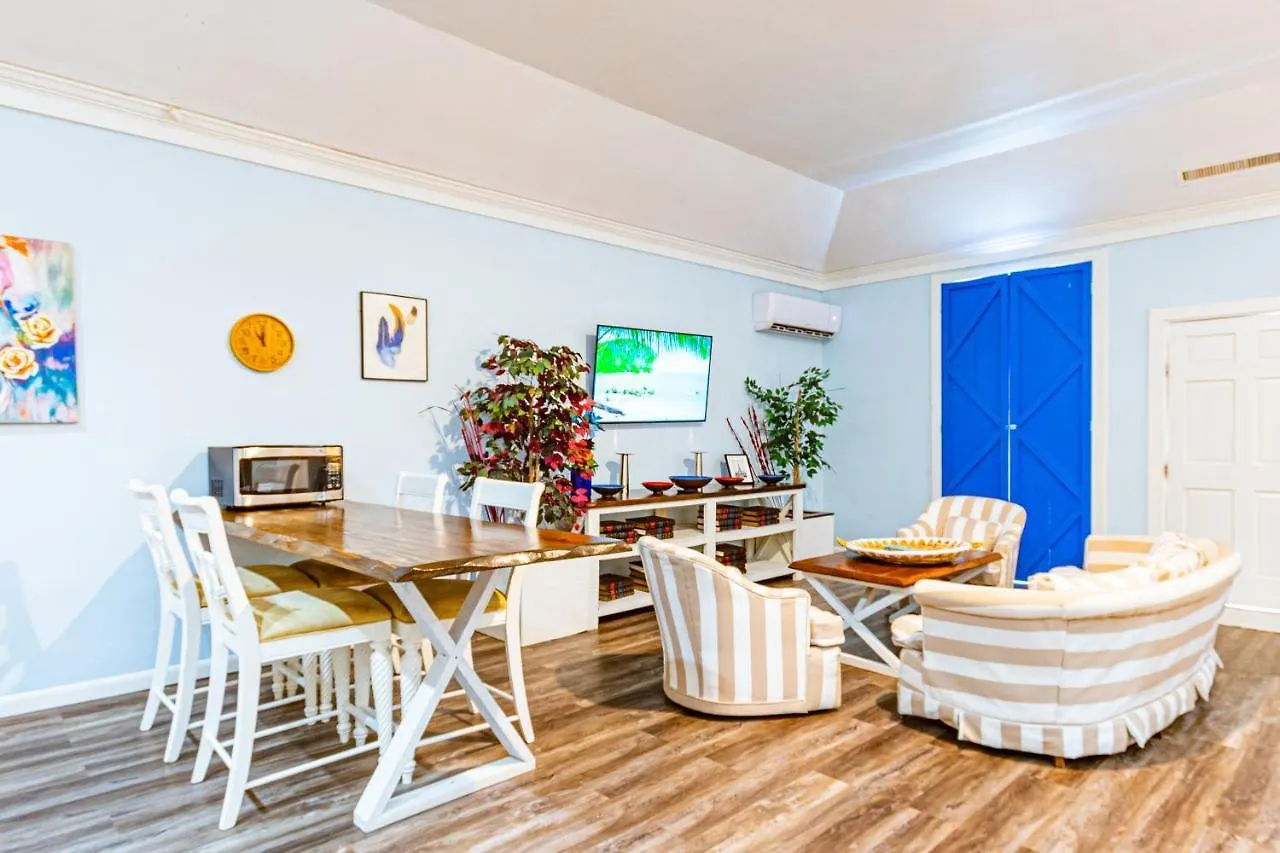 Palms Cottage At Viking Hill Nassau